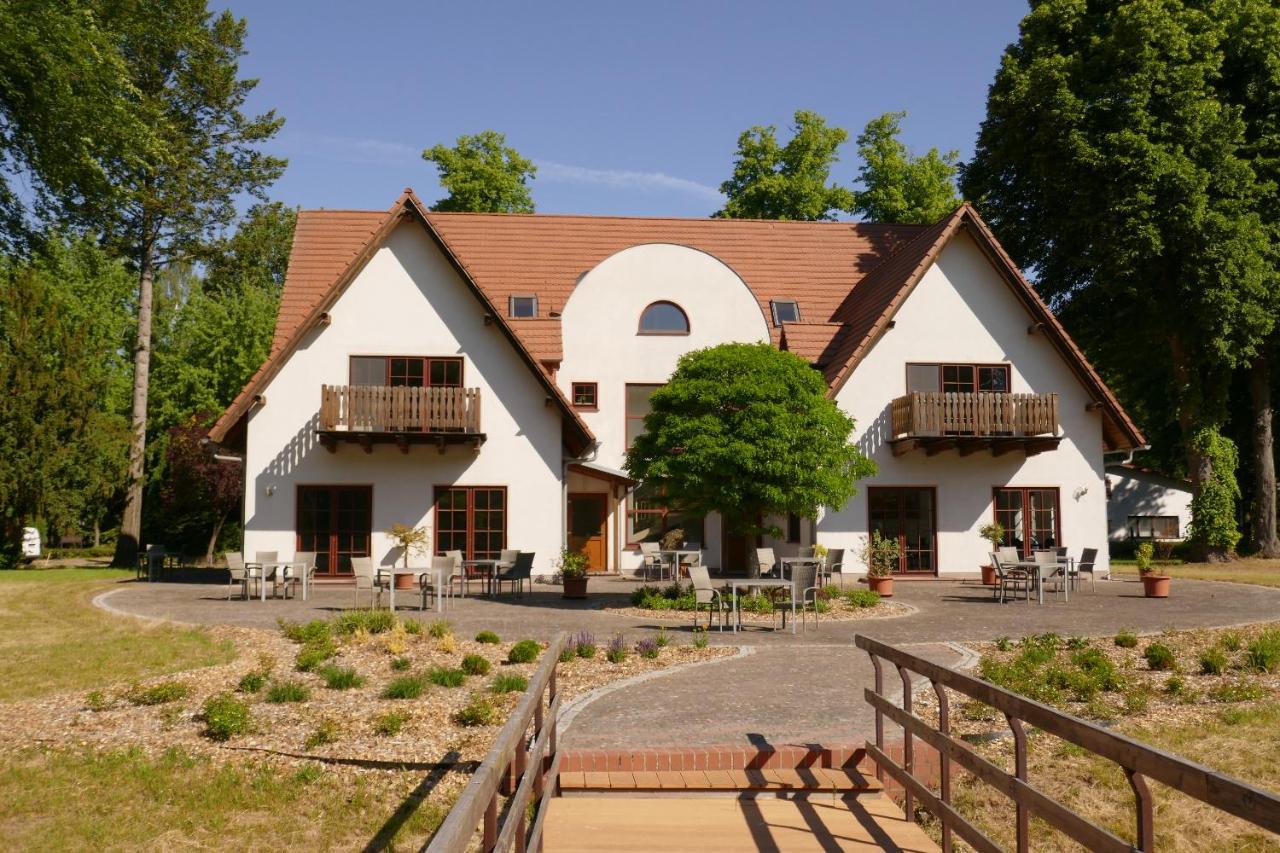 Bed and Breakfast An Der Gaertnerei Dömitz Exterior foto